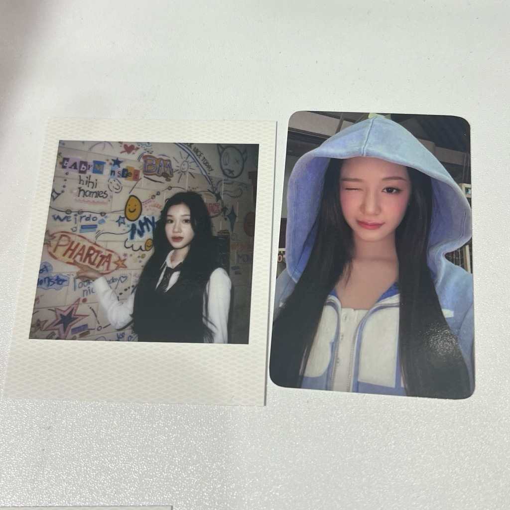 BABYMONSTER MIRROR PHOTOCARD HOLDER