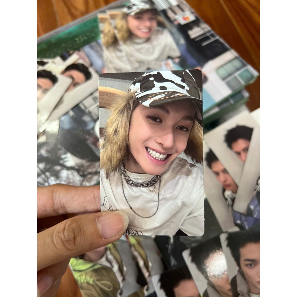 Photocard Cortis GREENGREEN official - Thẻ ảnh bo góc chính hãng