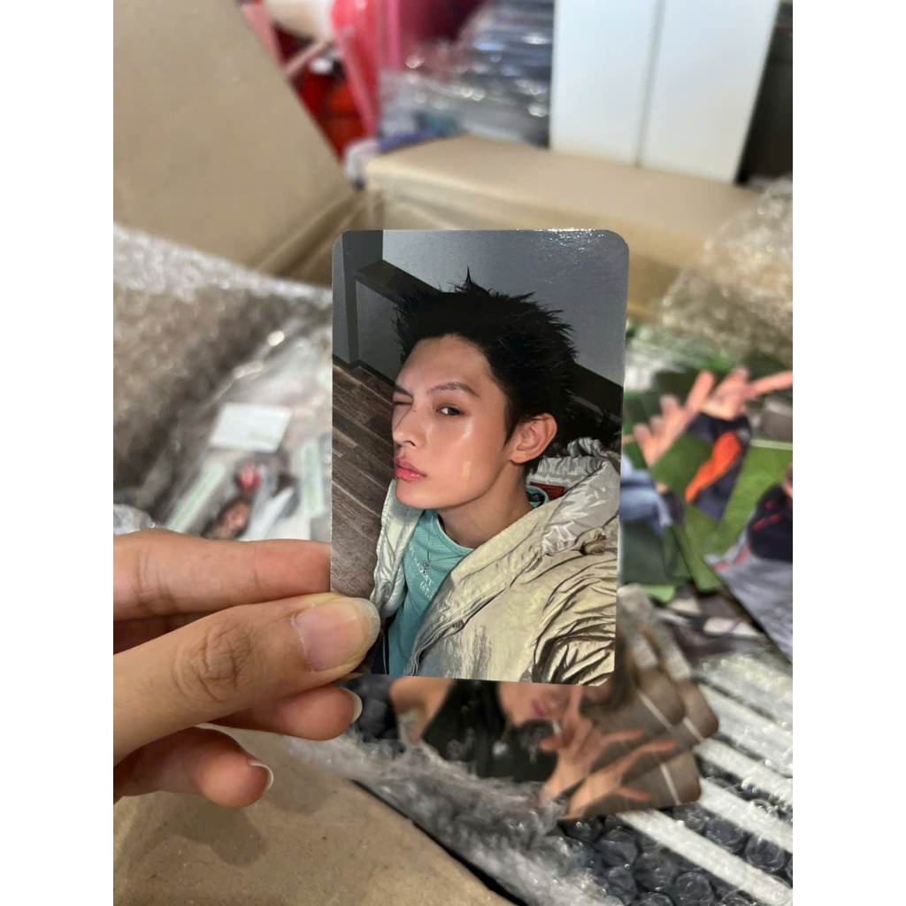 Photocard Cortis GREENGREEN official - Thẻ ảnh bo góc chính hãng