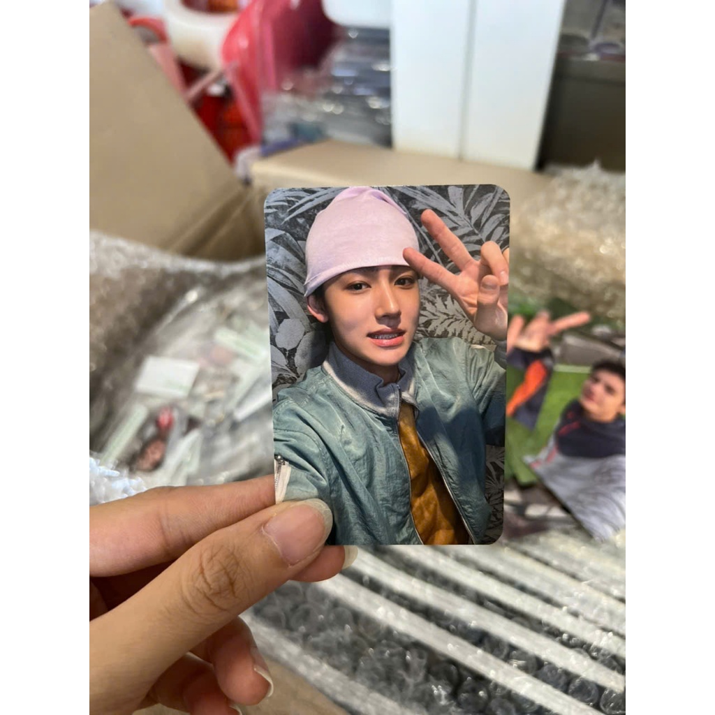 Photocard Cortis GREENGREEN official - Thẻ ảnh bo góc chính hãng