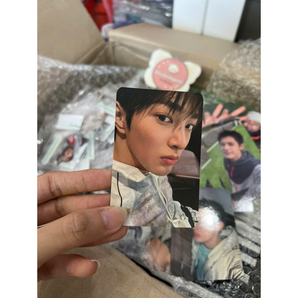 Photocard Cortis GREENGREEN official - Thẻ ảnh bo góc chính hãng