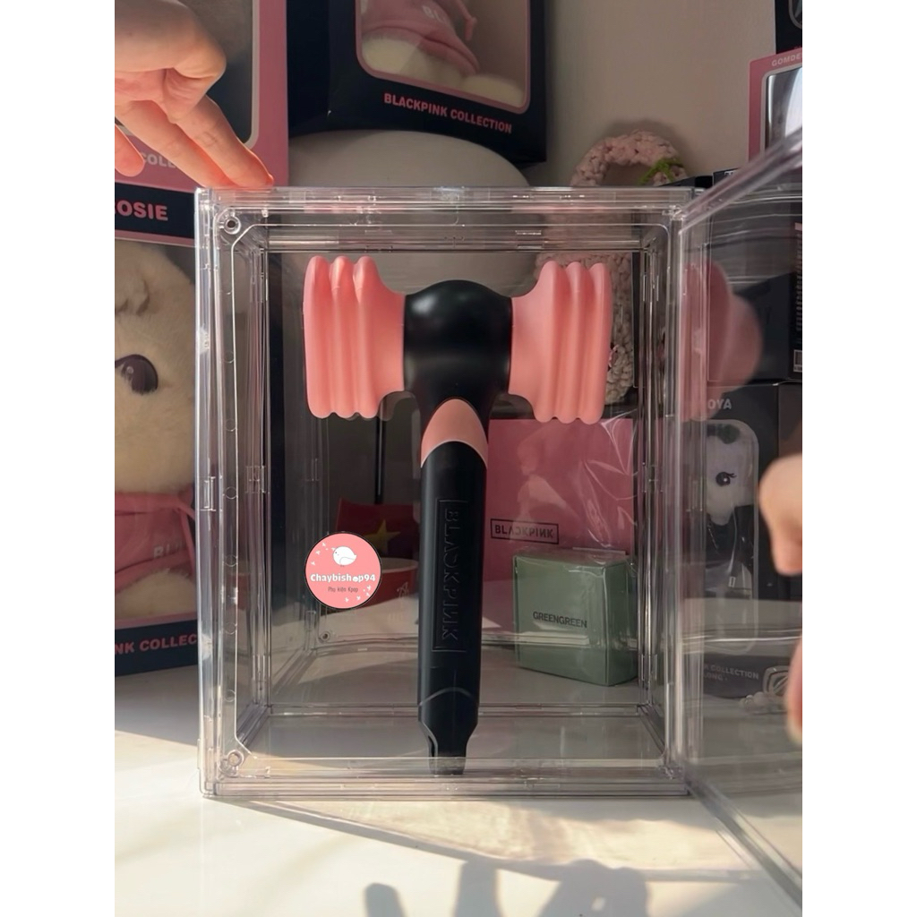 Tủ mica trưng bày lightstick, túi xách, phụ kiện, giày dép, ... chất lượng cao