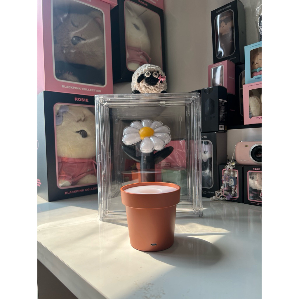 Tủ mica trưng bày lightstick, túi xách, phụ kiện, giày dép, ... chất lượng cao