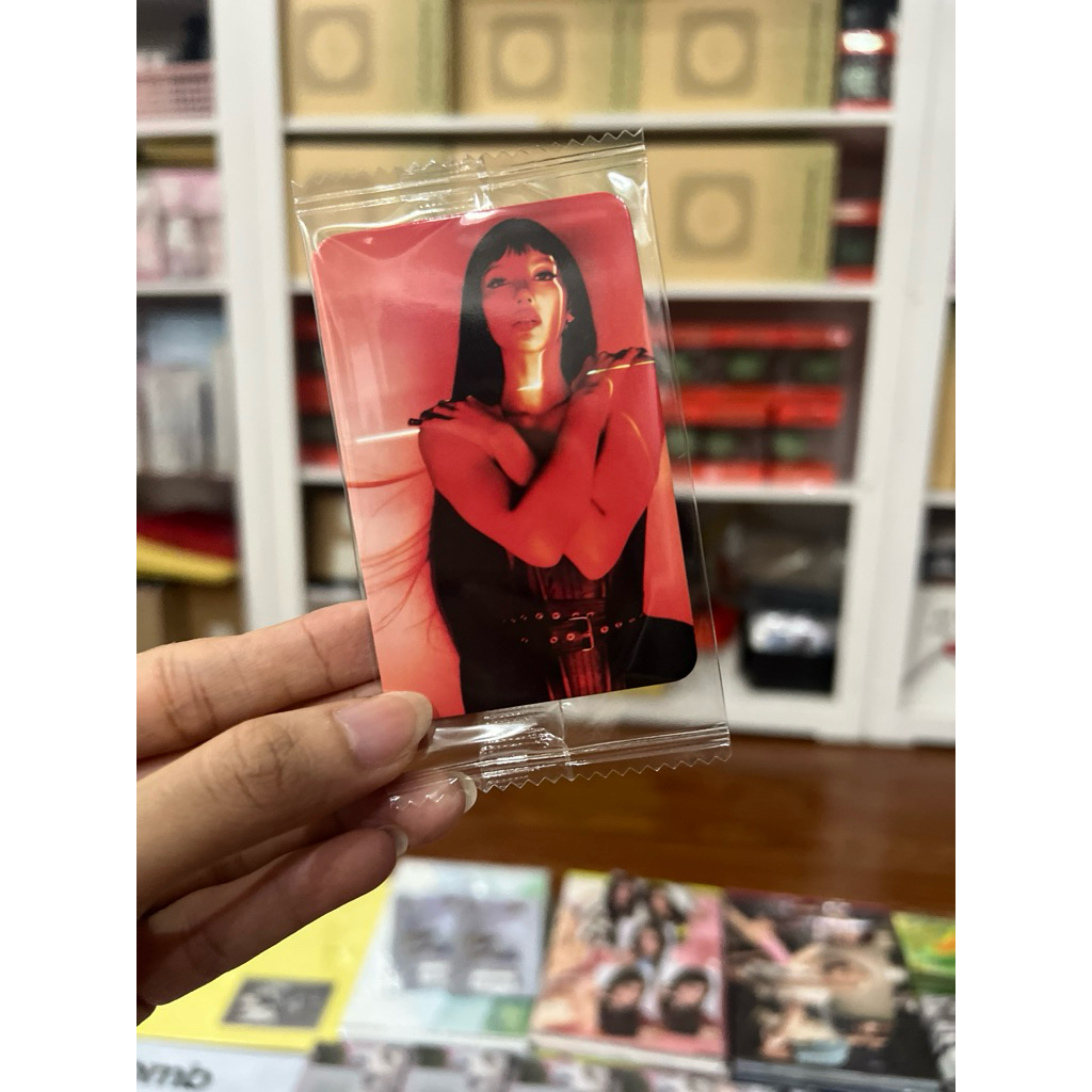 LISA PRESS PLAY