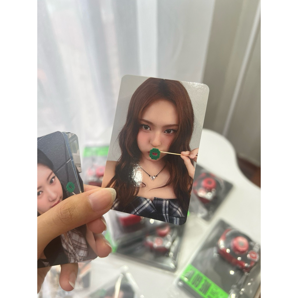 Photocard BABYMONSTER WE GO UP chính hãng