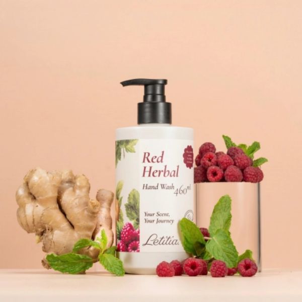 Nước rửa tay Red Herbal
