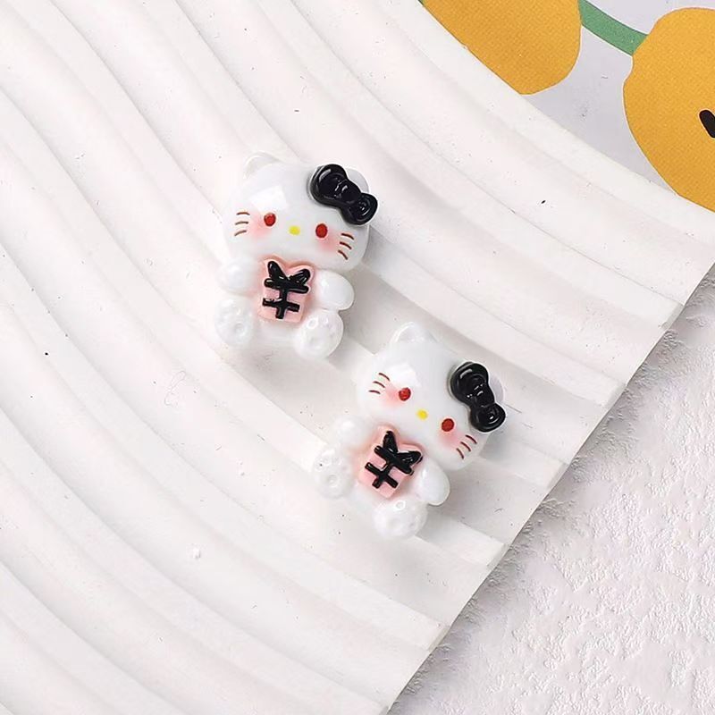 100 CHARM KITTY ĐEN HỒNG