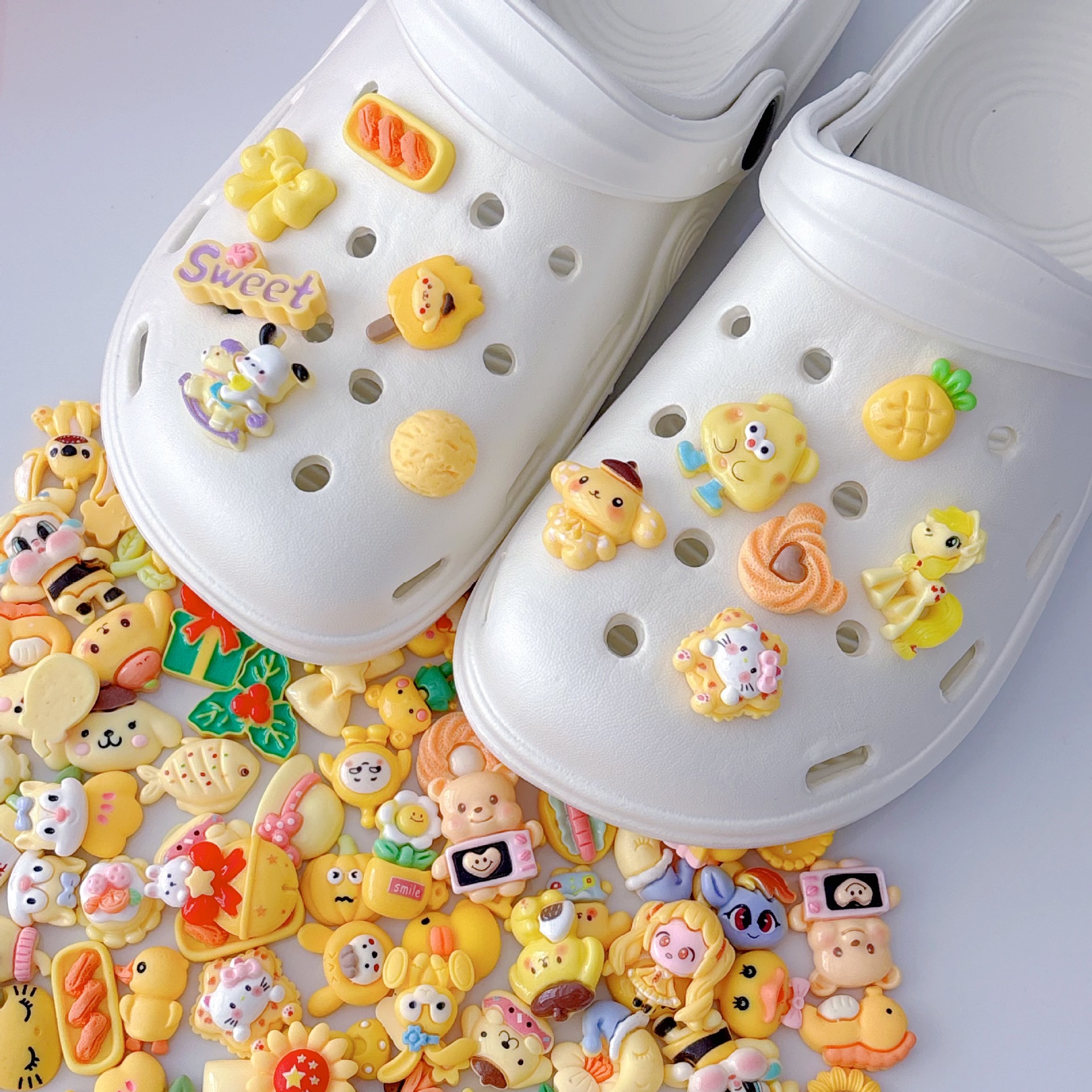 COMBO 5 SET (50 CÁI) NÚT GẮN DÉP CROSS- CHARM GẮN DÉP