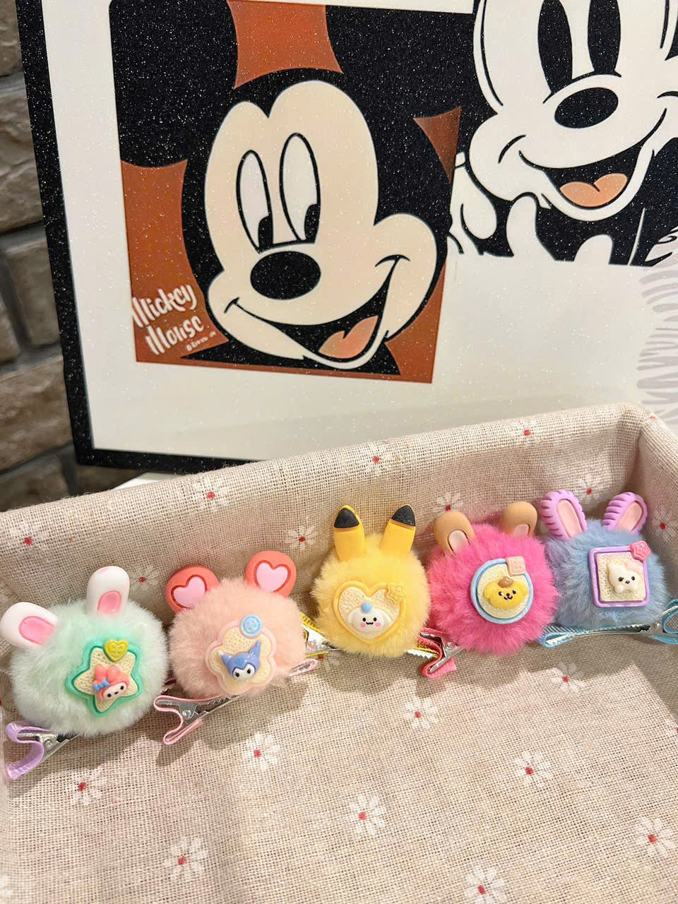 KẸP MÁI THÚ BÔNG LOOPY CAPYBARA LABUBU HOẠT HÌNH (1)