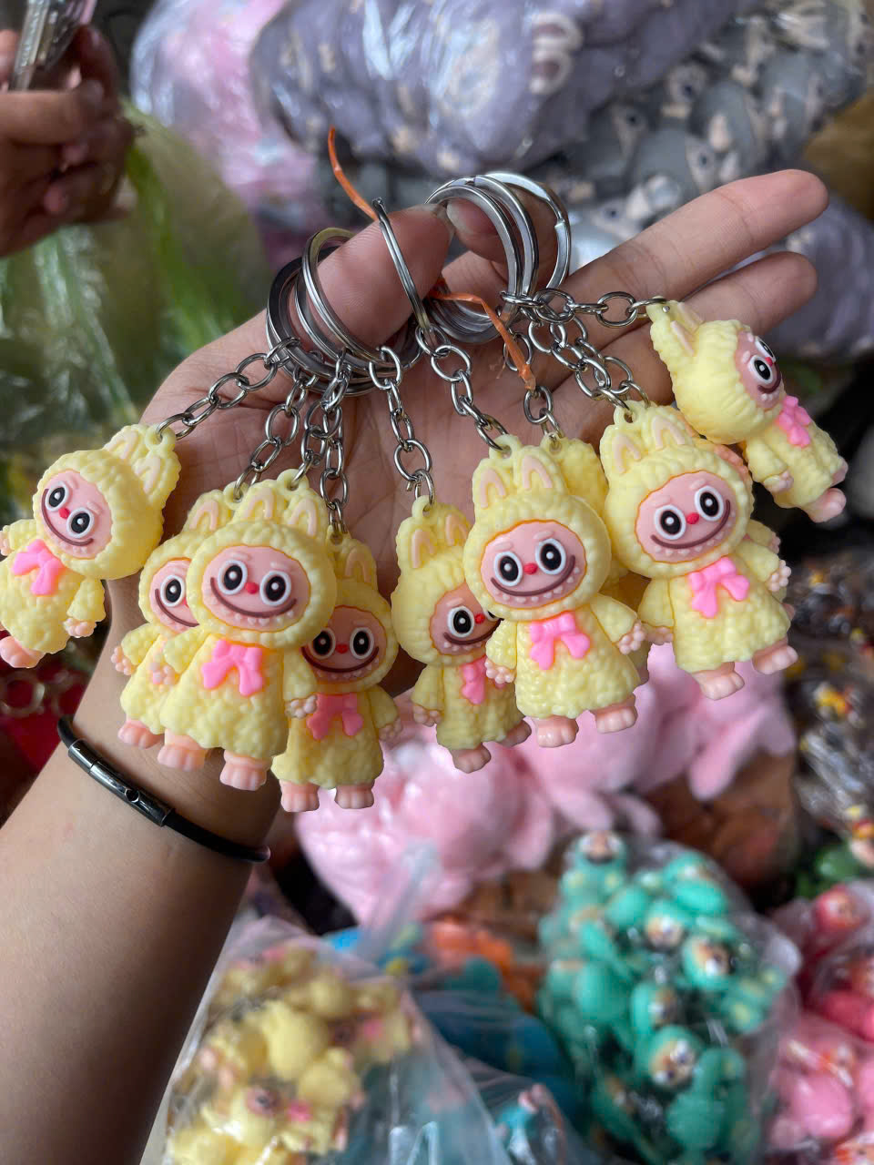 MÓC KHÓA DẺO LABUBU (1)