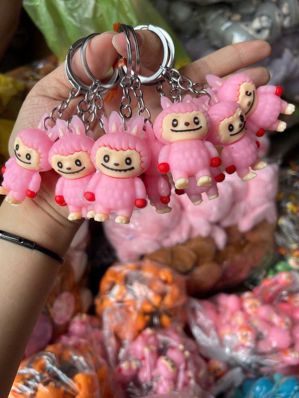 MÓC KHÓA DẺO LABUBU (1)