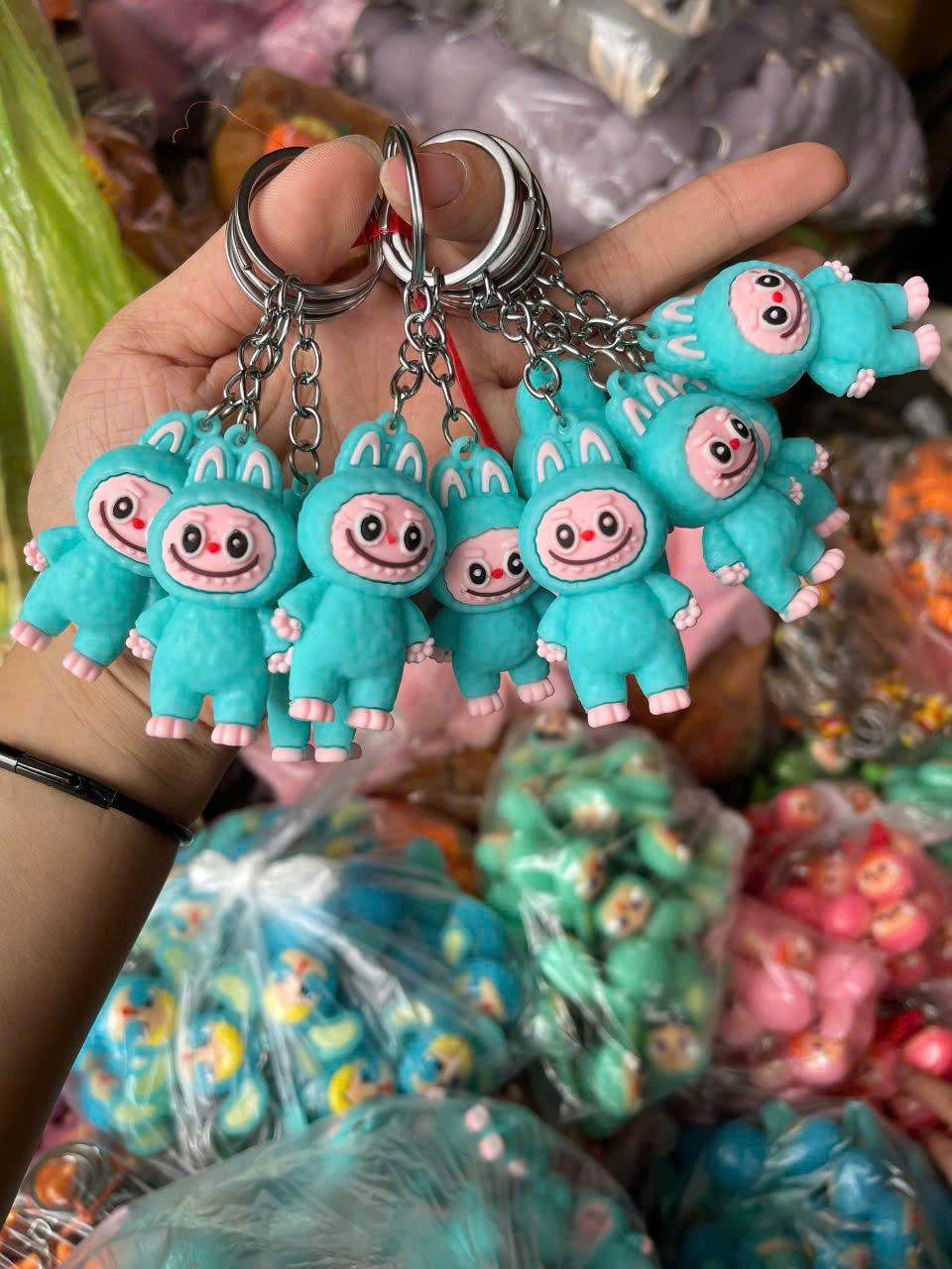 MÓC KHÓA DẺO LABUBU (1)