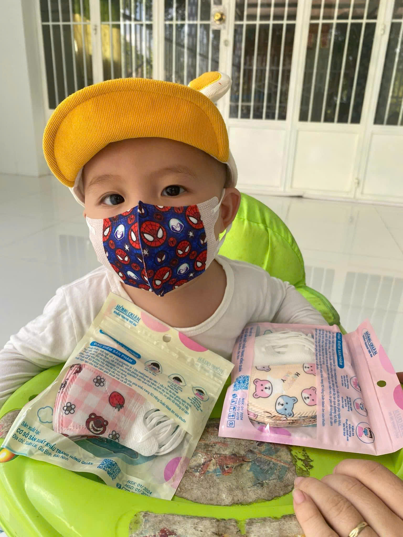 KHẨU TRANG LỤA HỒNG QUÂN 1-8 TUỔI