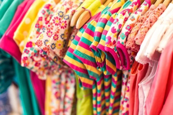 5 CÁCH TRÁNH QUẦN ÁO CHỨA HÓA CHẤT ĐỘC HẠI
