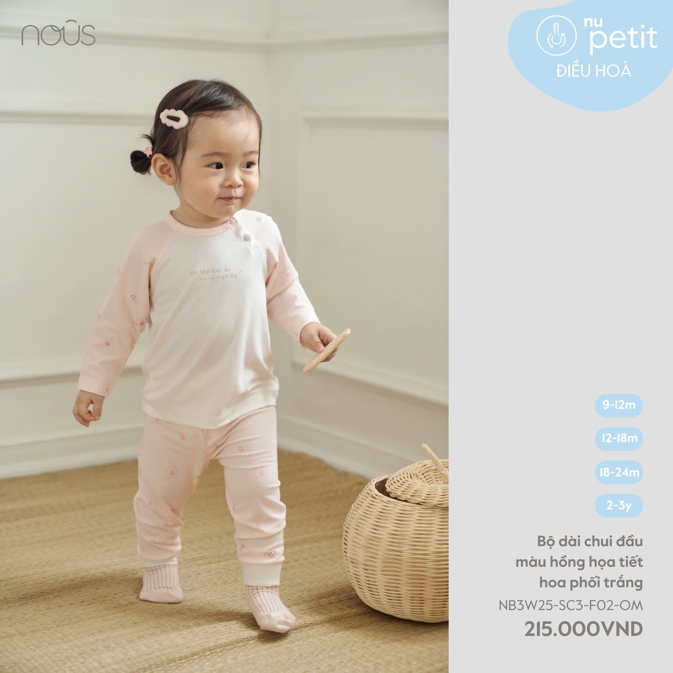 Bộ dài chui đầu màu hồng họa tiết hoa phối trắng