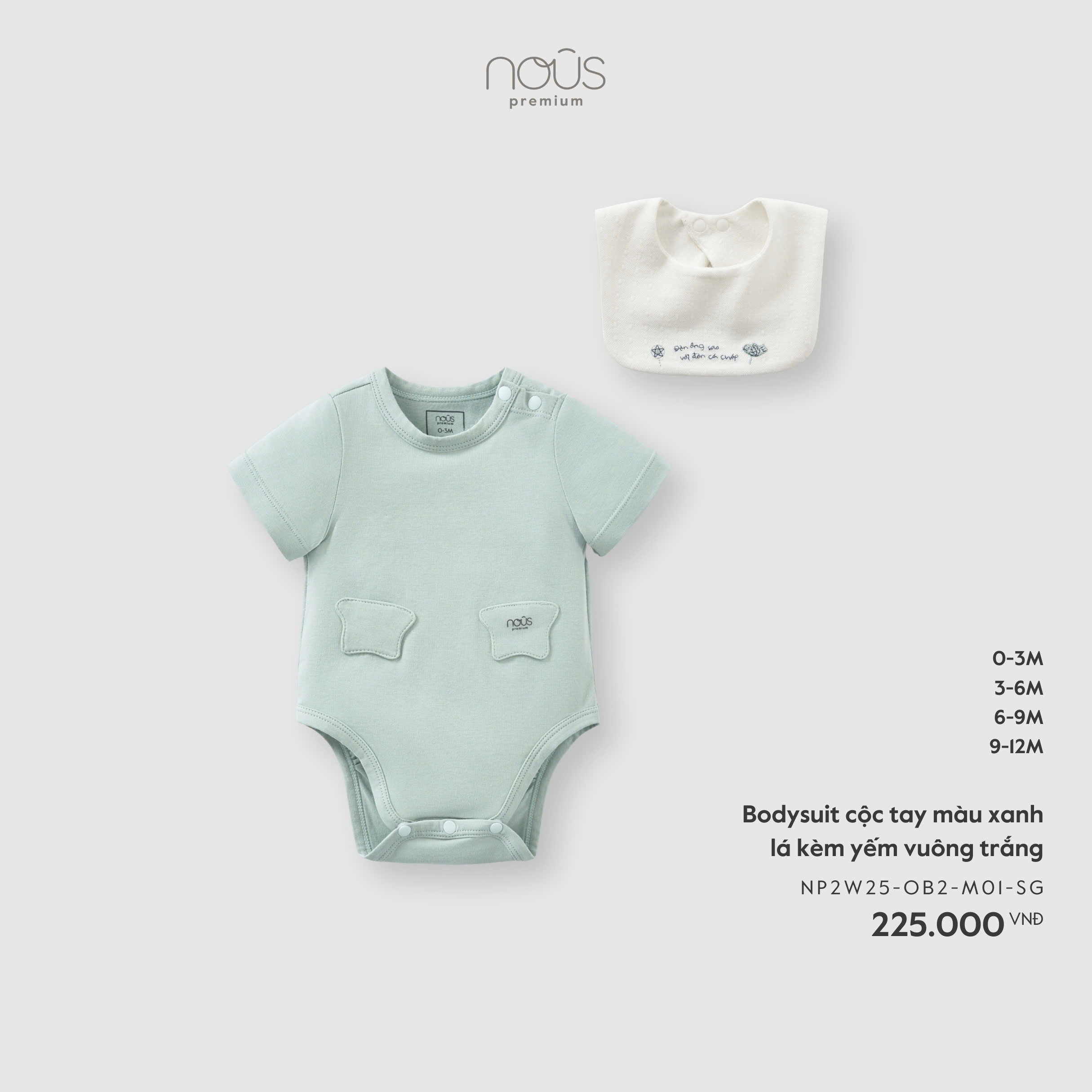 Bodysuit cộc tay màu xanh lá kèm yếm vuông trắng
