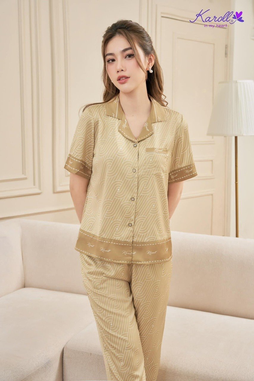 Bộ lụa karoll quần dài áo cộc NH23.005.