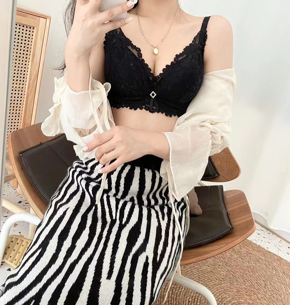 Áo đệm dầy ren 5cm 3567