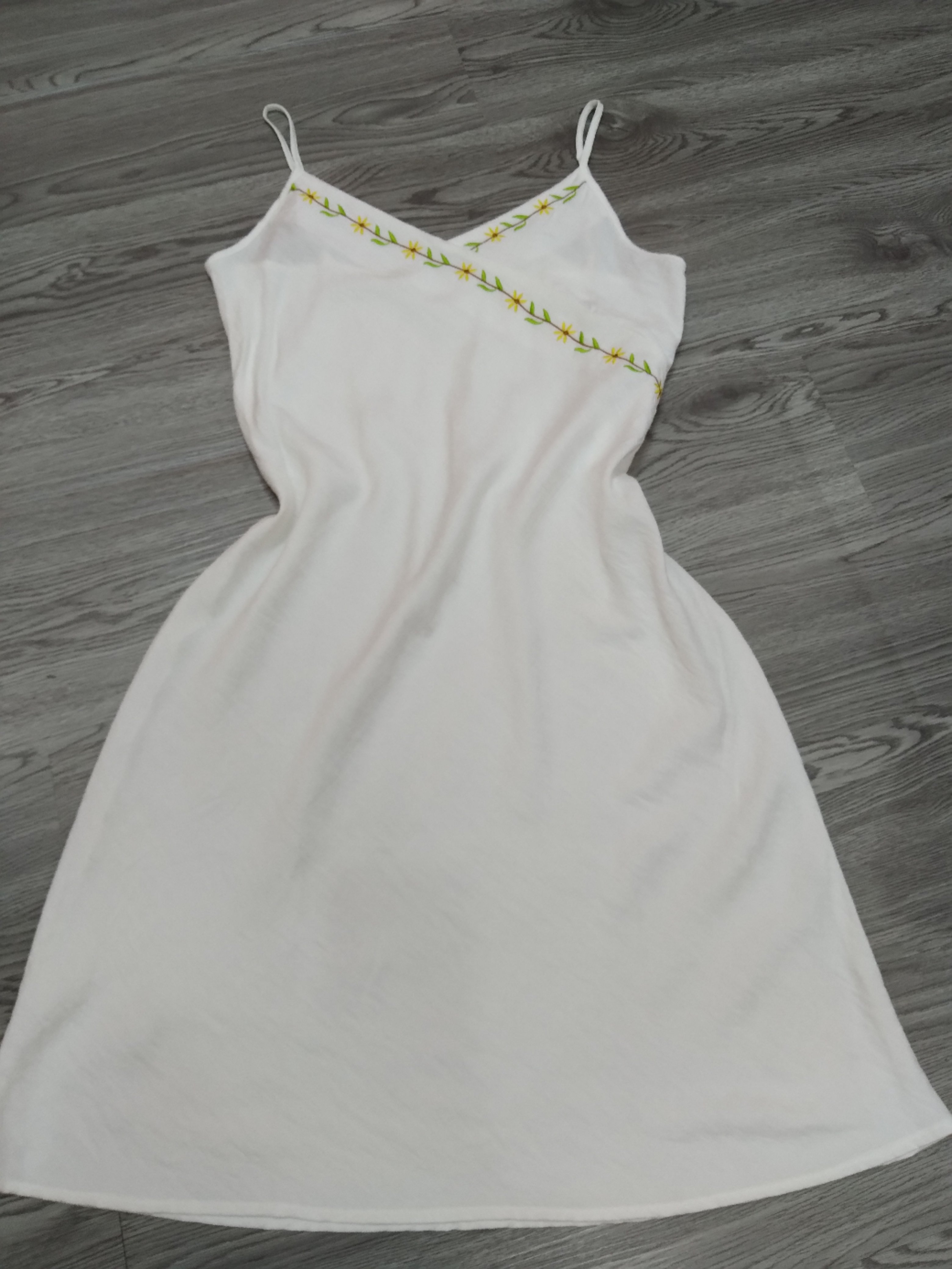 Váy GK linen 2 dây GK97