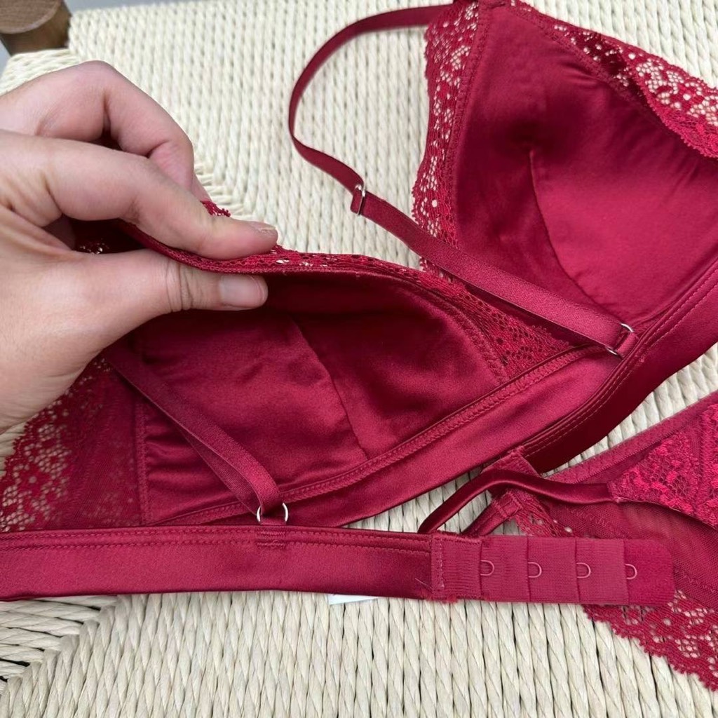 áo lót mút mỏng không gọng 1016