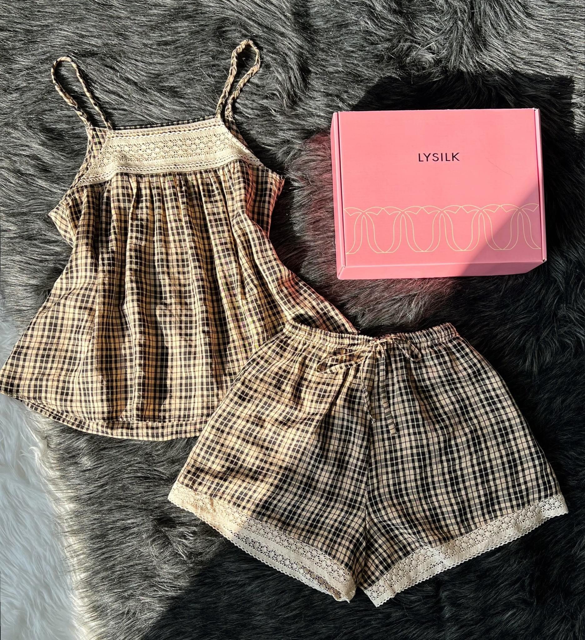 Bộ Lytrendy ,thô kẻ- yếm -QĐùi BN374