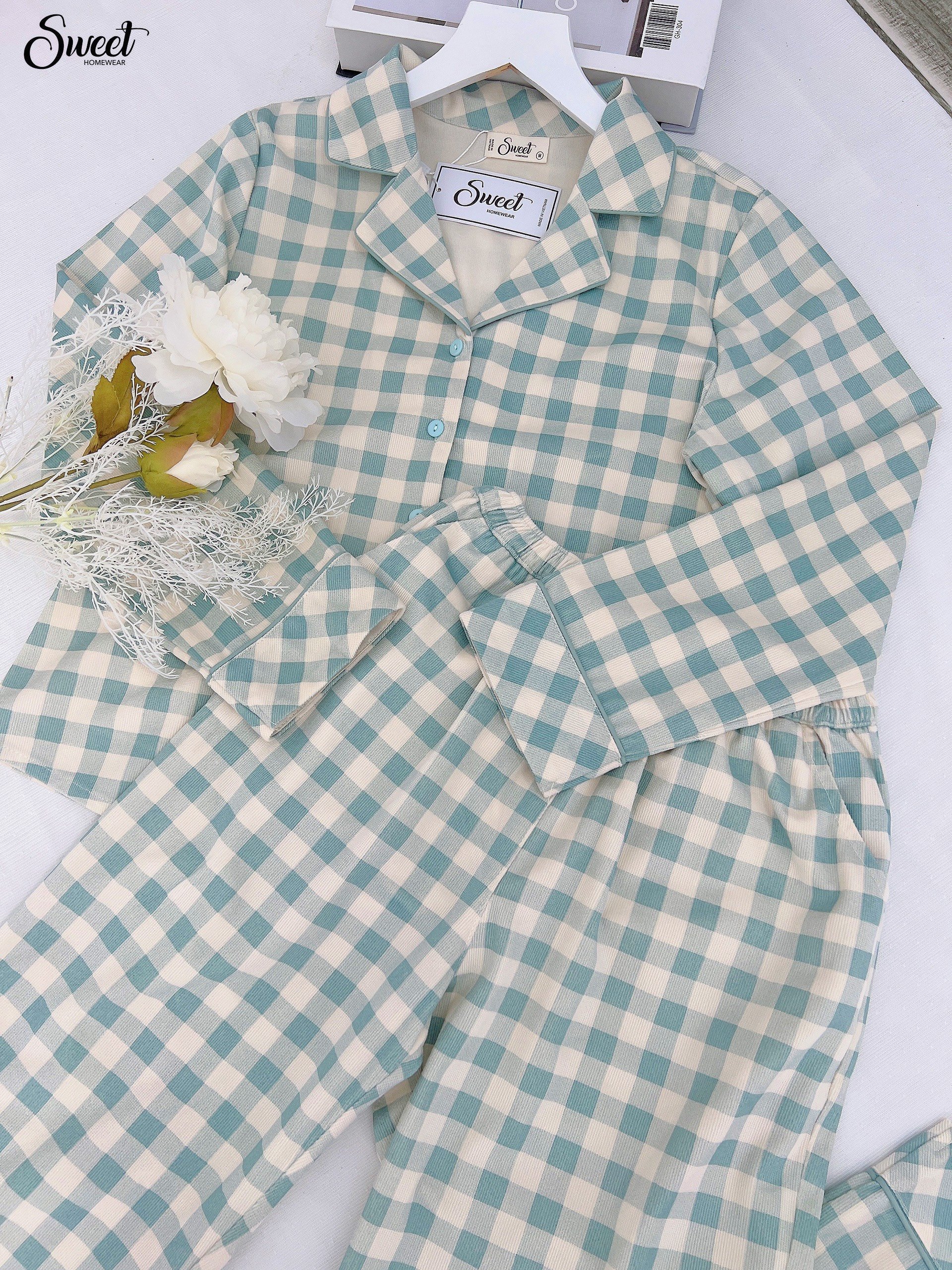 Bộ Sweet Thu đông, nhung tuyết  kẻ  - F23-417.