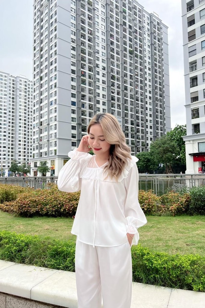 Bộ lụa trơn bèo QD áo tay dài LYTREND- BN79
