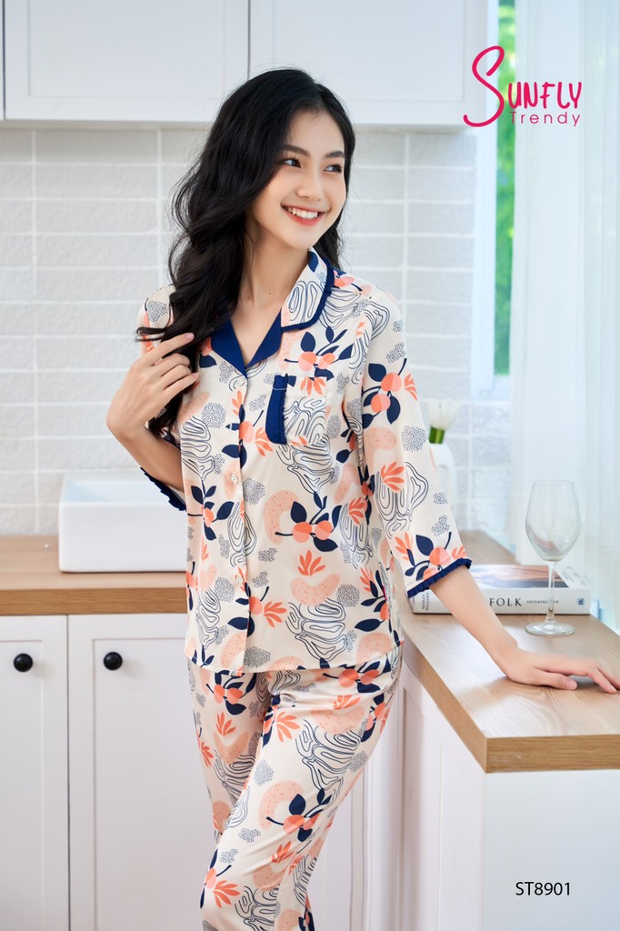 Bộ pijamas lụa áo tay lỡ quần dài ST8901
