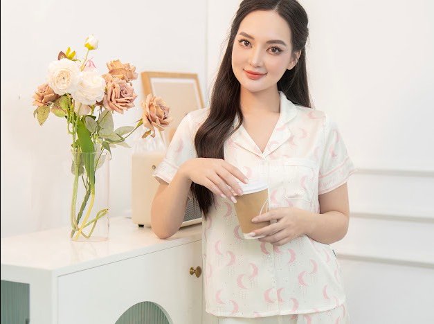 Bộ GK Lụa trăng sao, Qđùi ,tay cộc -GK 620