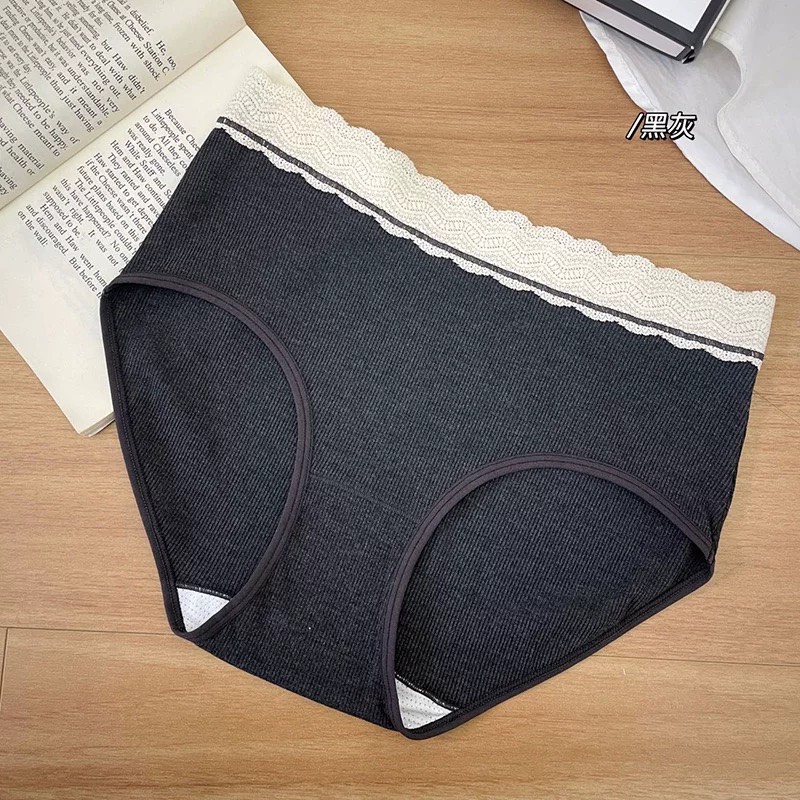 Quần cotton viền ren C126