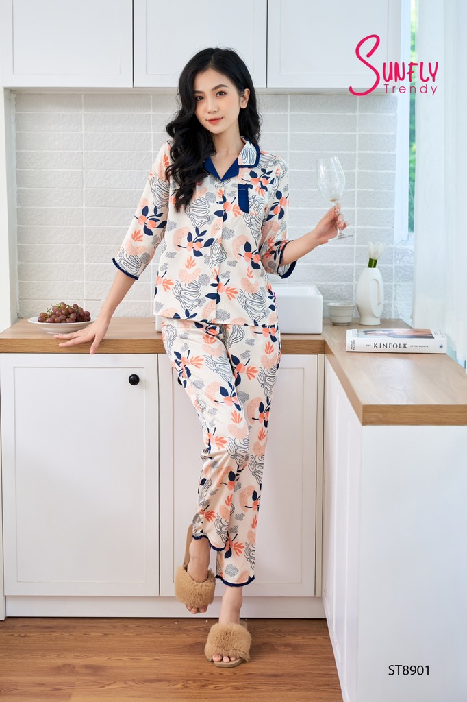 Bộ pijamas lụa áo tay lỡ quần dài ST8901