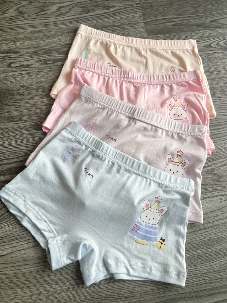 Quần chip đùi bé gái 2401