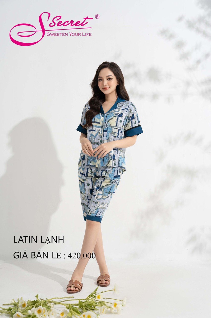 Bộ Lụa SSCRET quần ngố áo cộc SXH 231201