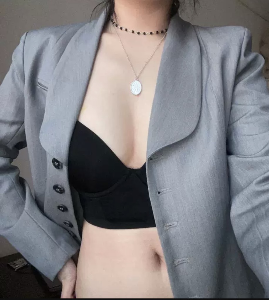 Áo hở lưng đệm mỏng 5227