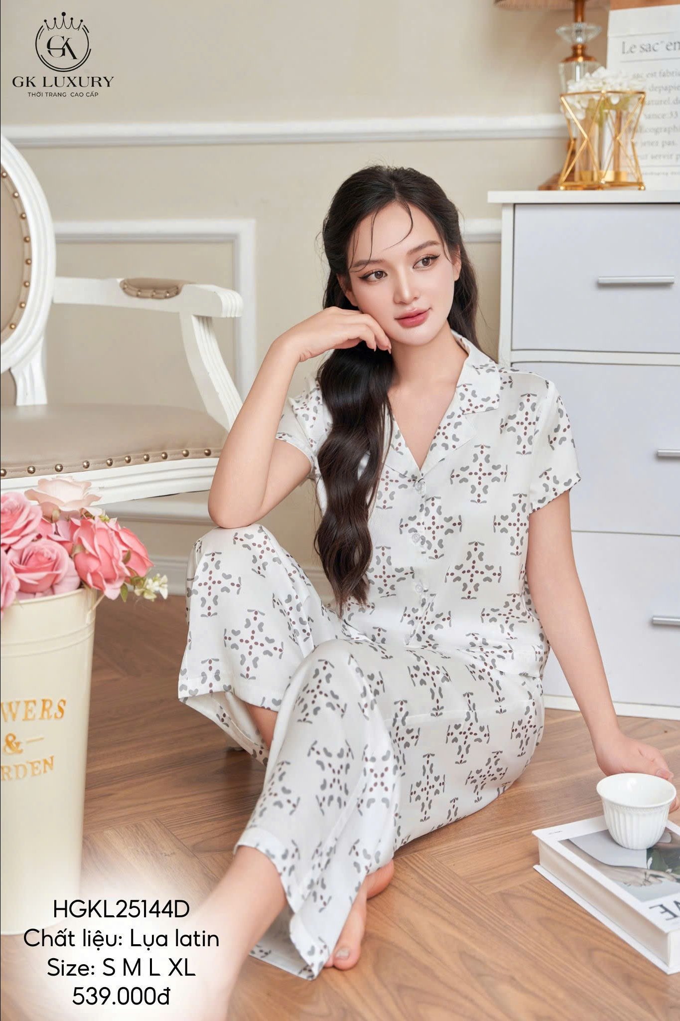 Bộ Lụa satin họa tiết , QD tay cộc , GK25144