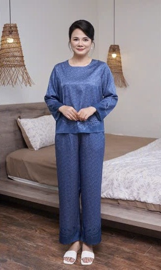 Bộ Sunfly lụa satin tay lỡ q.dài SP2197