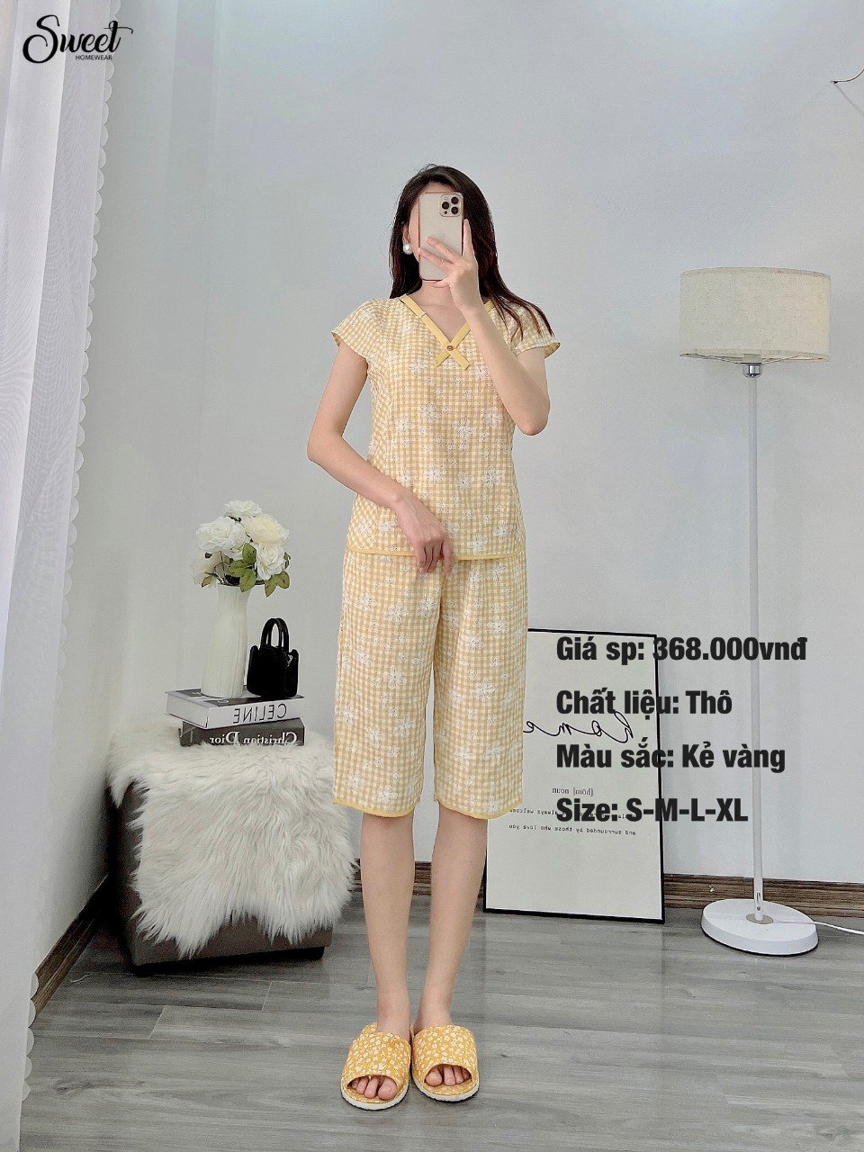Bộ Sweet Thô kẻ karo QL ,cổ V S24-626