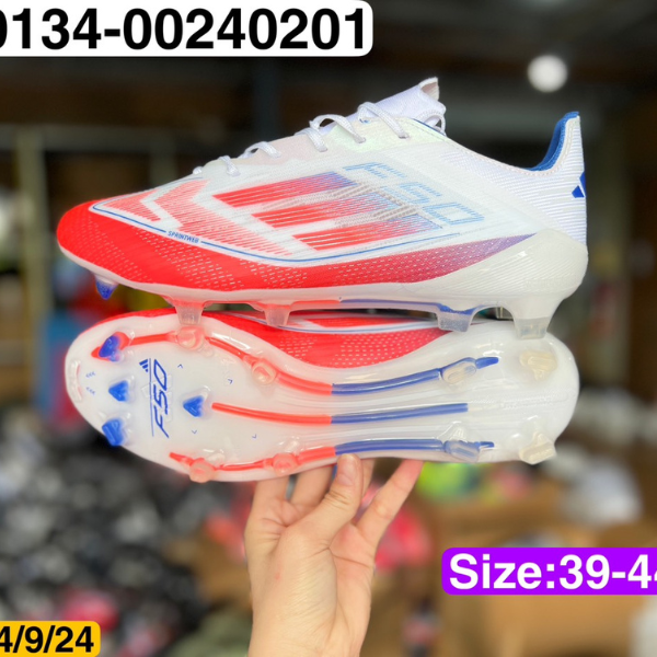 ເກີບເຕະບານ Adidas F50