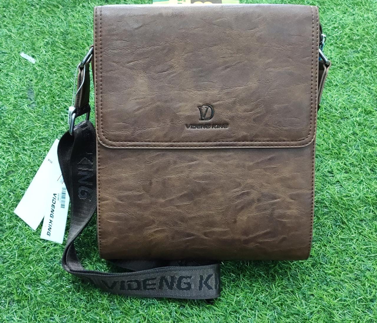 ກະເປົາຟາຍຂ້າງໜັງ