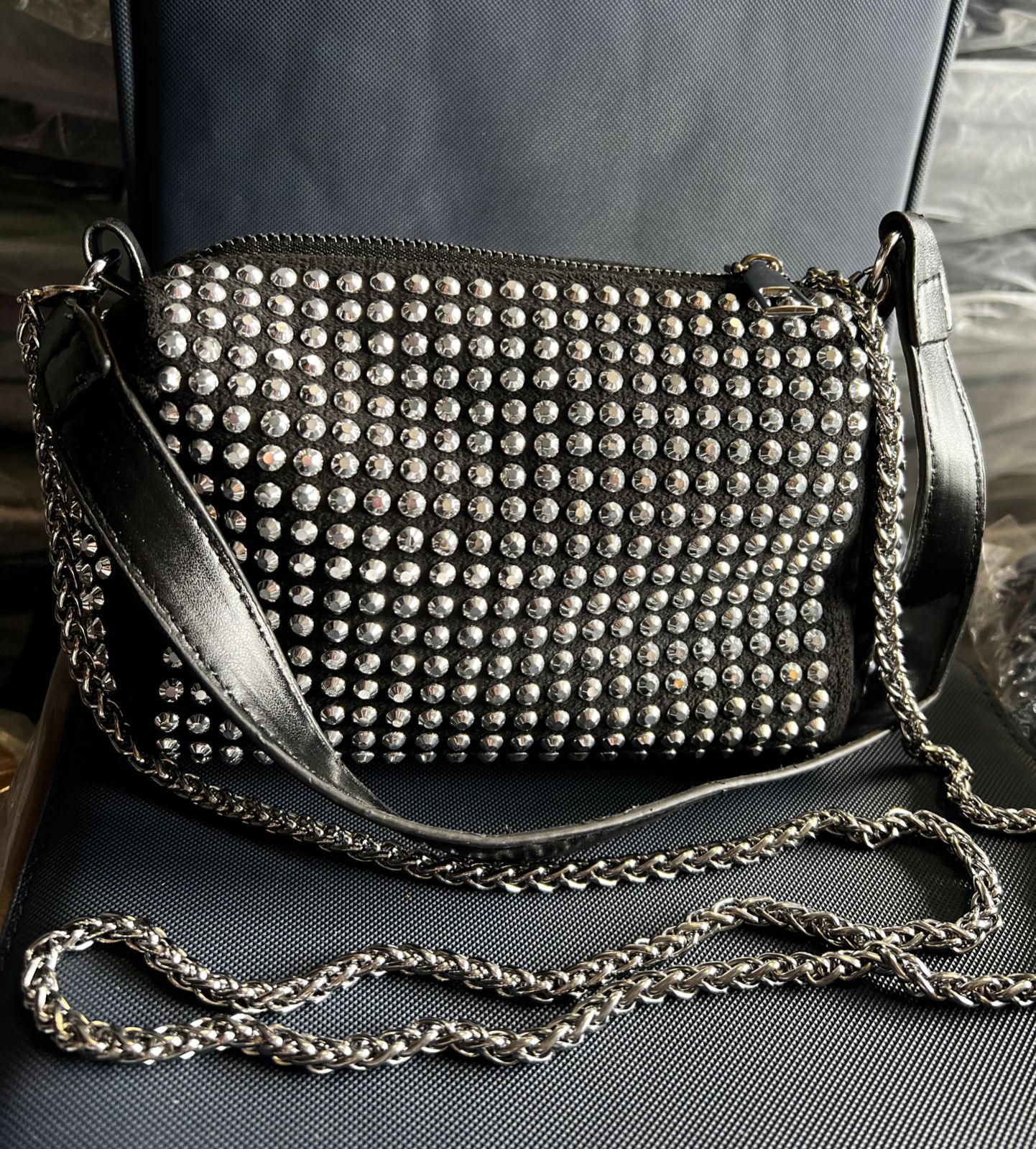 ກະເປົາຫິ້ວຍິງ