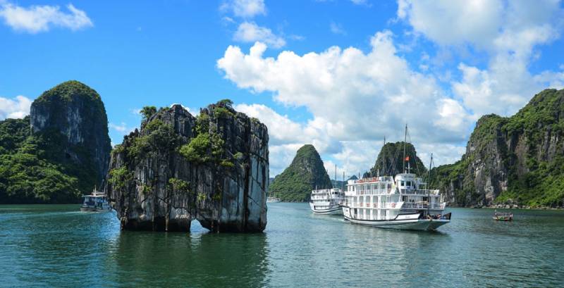 ha-long-bay-rt-travel