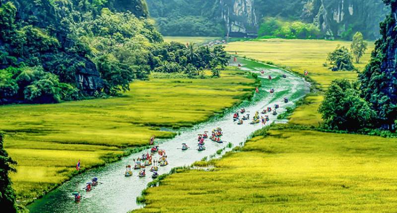 tam-coc-vietnam-rt-travel