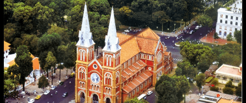 Cathédrale-Notre-Dame-de-Saïgon