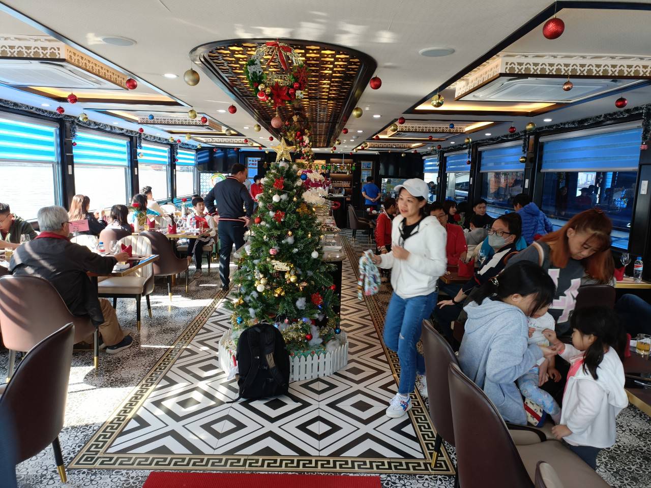 Special Hanoi Halong Ninh Binh tour