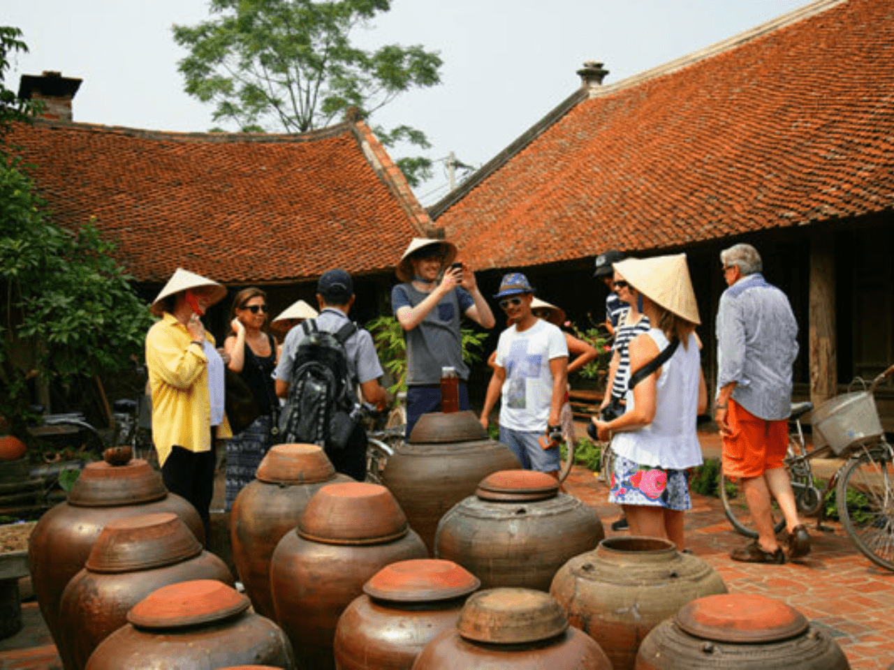 best one day tour in duong lam ancient village