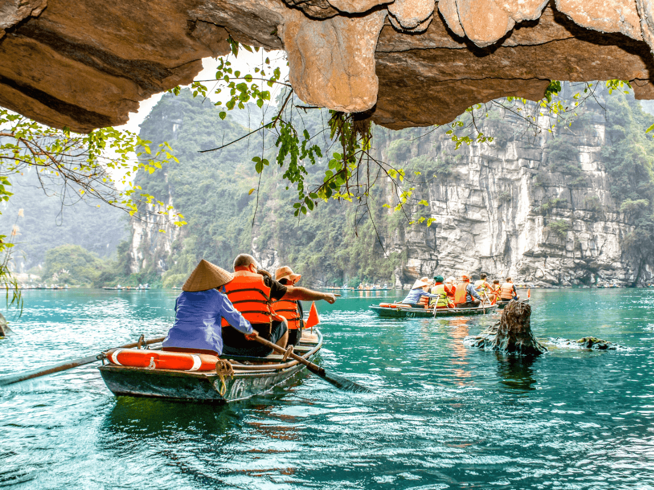 Hanoi Sapa Tam Coc cave Tam Chuc pagoda
