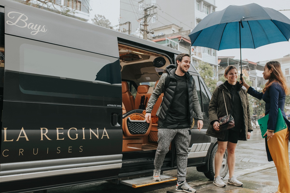 La Regina Grand, Lan Ha Grand Suite, Lan Ha Bay Luxury Cruise, Free Limousine Transfer Halong, Best Cruise Lan Ha Bay, Direct Booking Promo.