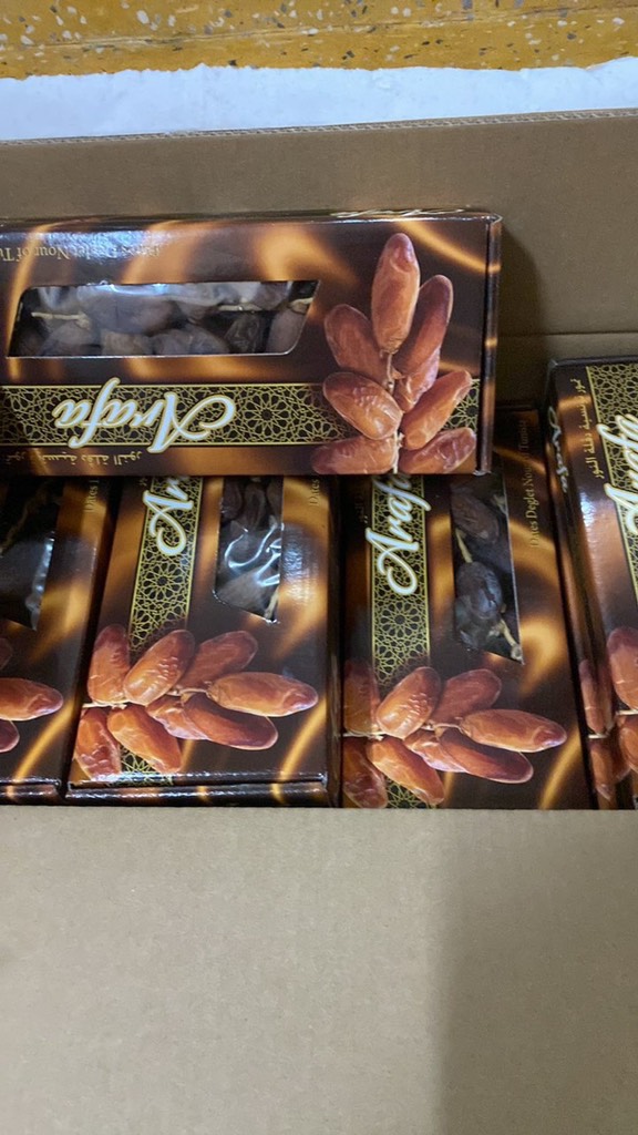 Chà là sấy khô nguyên cành