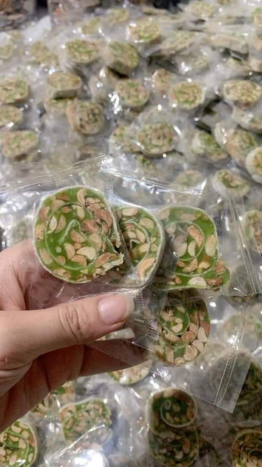 Kẹo chuối ngũ sắc