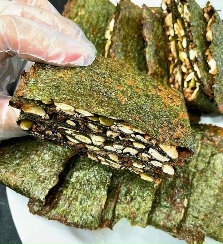 Rong biển kẹp hạt